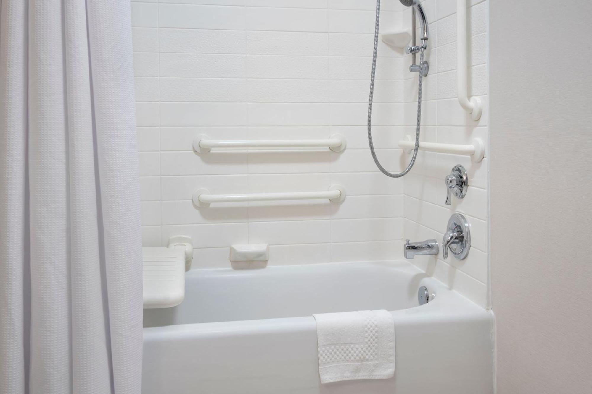 Fairfield Inn & Suites By Marriott Watertown Thousand Islands Luaran gambar